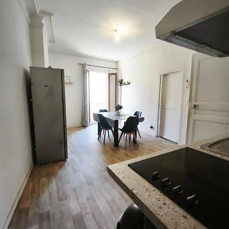Maison Renovee Au Coeur Duvillage